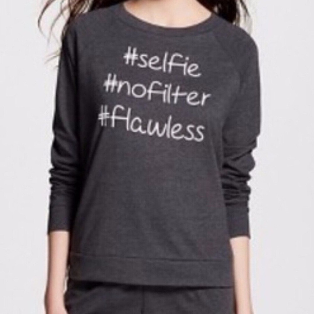 Snooze Button Lightweigth graphic Selfie Sweatershirt Gray Size XL